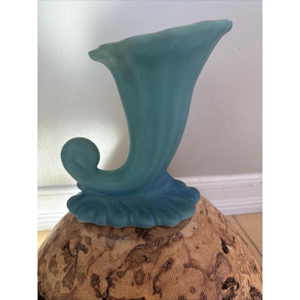 Antique Van Briggle Cornucopia Vase‎ Matte Turquoise Colorado Springs 8 Inch - Picture 4 of 9